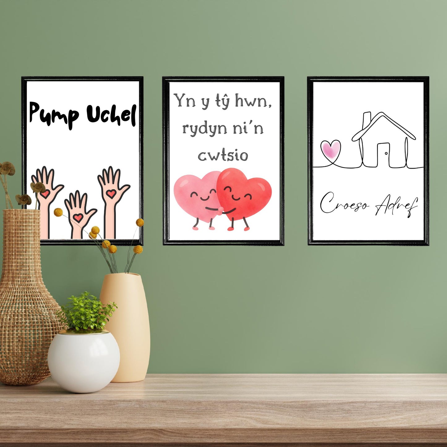 Welsh Language Poster, Yn y tŷ hwn, rydyn ni'n cwtsio, Simple Design, Minimalist Wall Art, Welsh Home, A4 Print, Line Drawing, Cwtsh